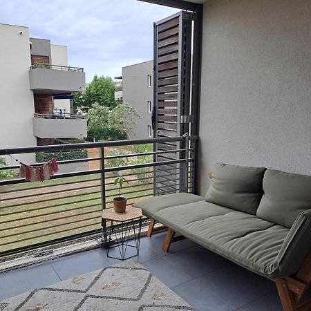 Appartement T2 Avec Terrasse, 5 Min De La Plage Fréjus Eksteriør billede